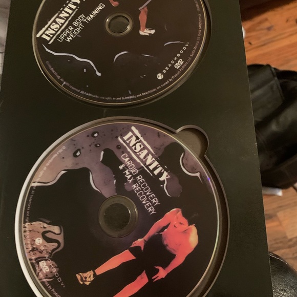 Insanity workout video - Picture 2 of 4